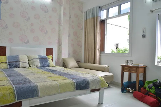 Cozy room by Saigon river