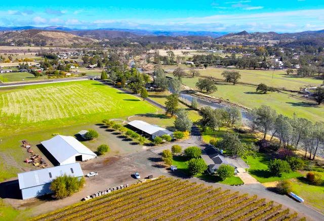 Domaine Helena - Vineyard & Winery