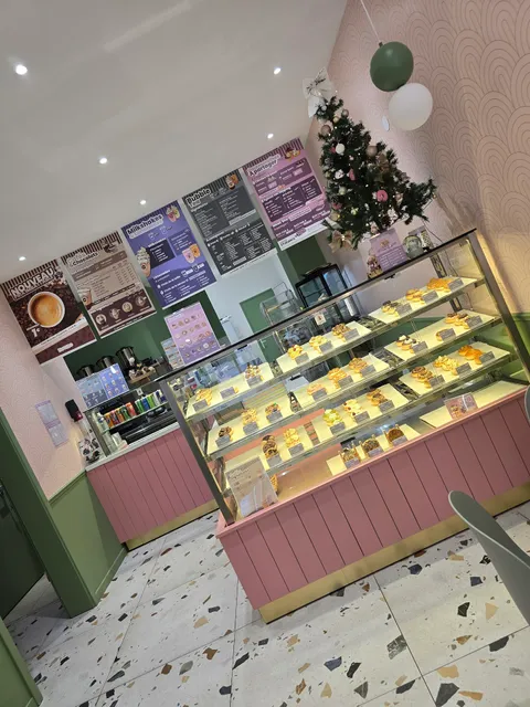 Moonbo Thionville | Donuts, Coffee & Bubble Tea