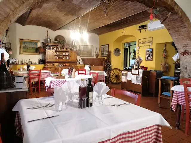 Osteria in Cantina