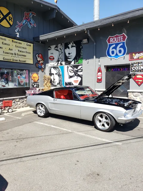 Old Maple Valley Antiques & Collectibles