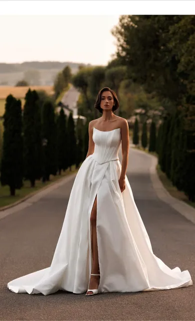 Fashion Du Jour Bridal