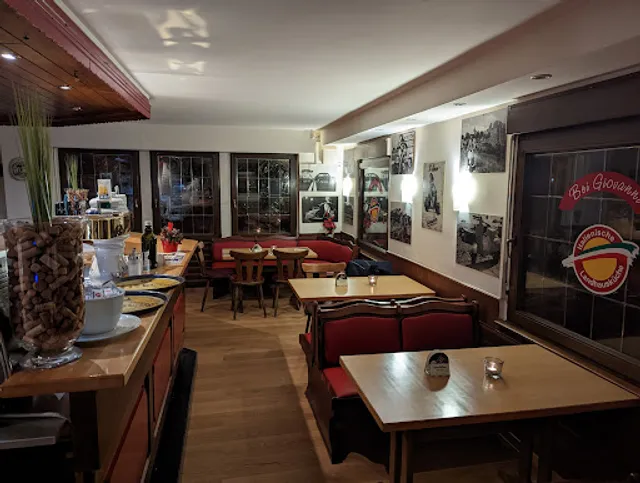 Bei Giovnni JÄGERSTÜBCHEN