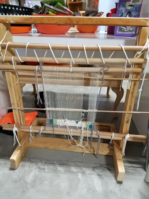 Humane Society of Lincoln County Resale Shop and Animal Shelter