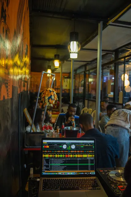 The Container Bistro | Gerji | ዘ ኮንቲነር | ገርጂ