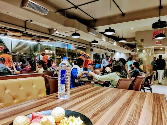 Octant pizza karelibaug