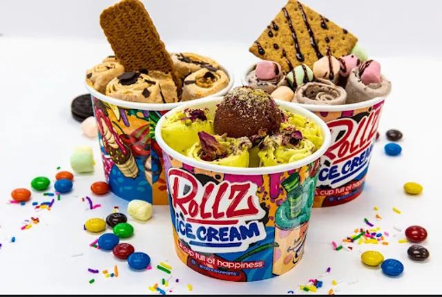 Rollz Icecream & Desserts Lebovic