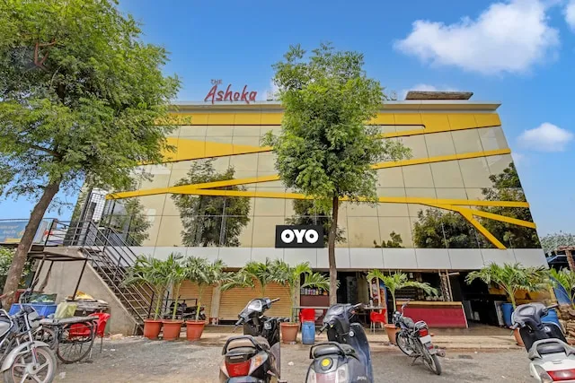 OYO Flagship The Ashoka Boarding and Lodging