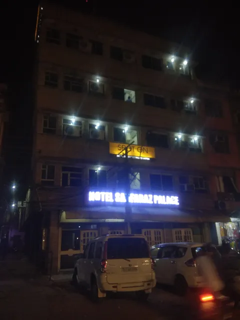 SPOT ON Hotel Sarfaraz Palace