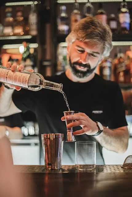 Imprensa Cocktail & Oyster Bar Baixa-Chiado