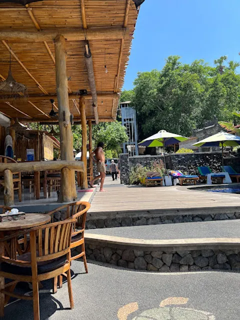 Pondok Vienna Beach Restaurant