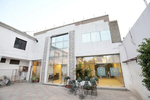 OYO Hotel Dreamland Resorts