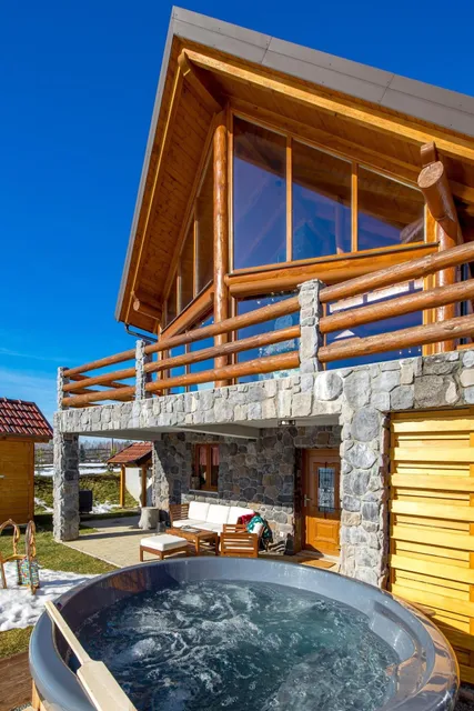 Log home Mountain mama