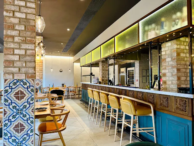 El Castillo - Tapas Restaurant