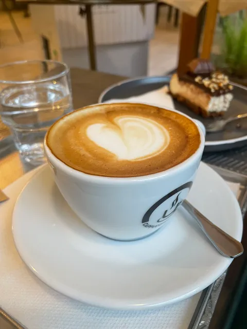 Cappuccino Café