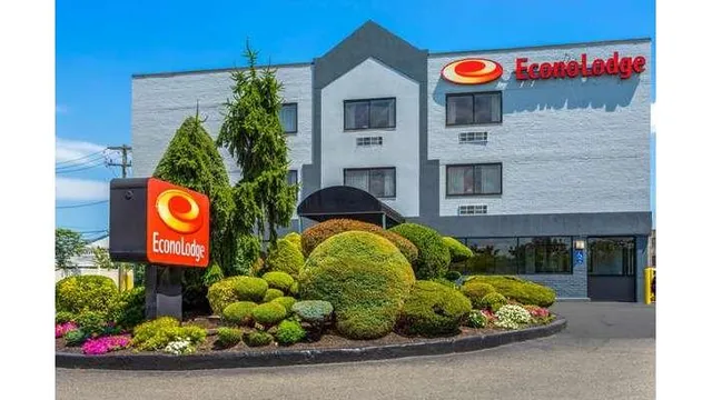 Econo Lodge Hicksville - Long Island