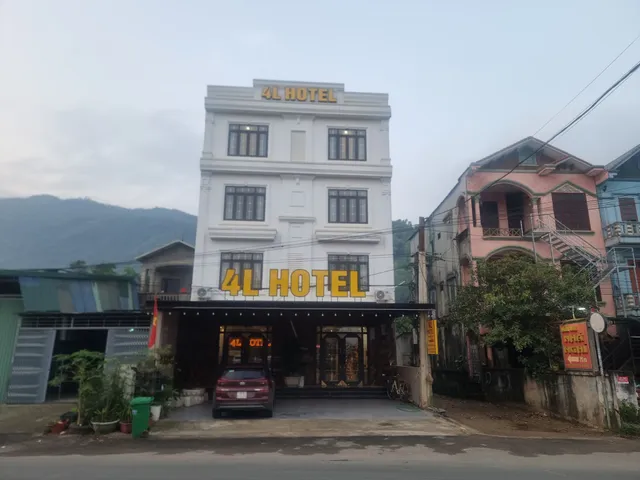 4L HOTEL