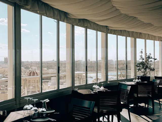 TemptAsian Restaurant & Lounge