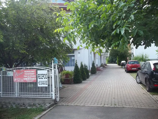 Pávai Apartman
