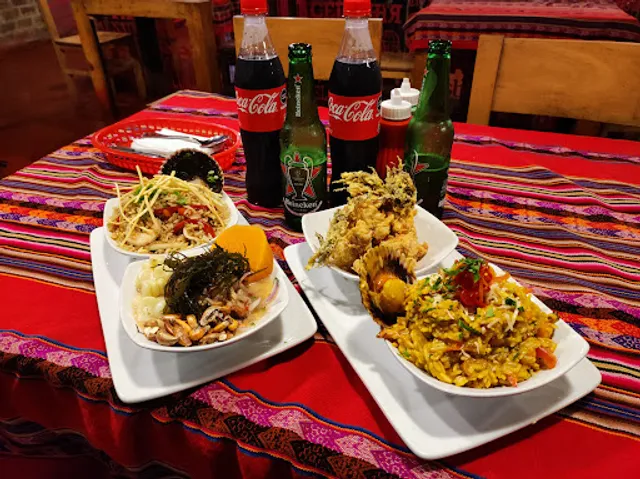 RAWA EL HUARIQUE - cocina peruana