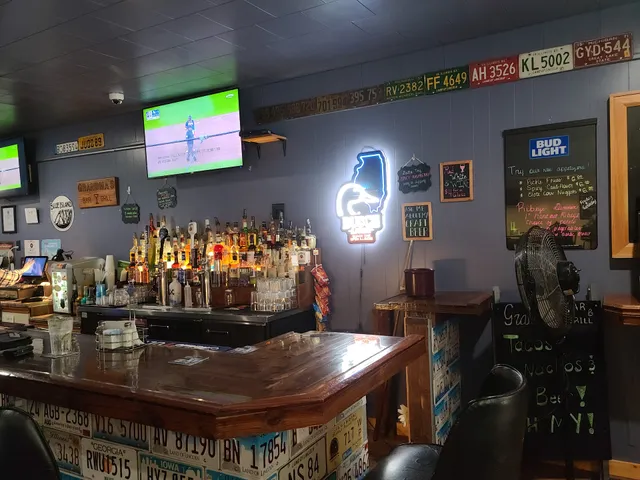 Grandma's Bar & Grill