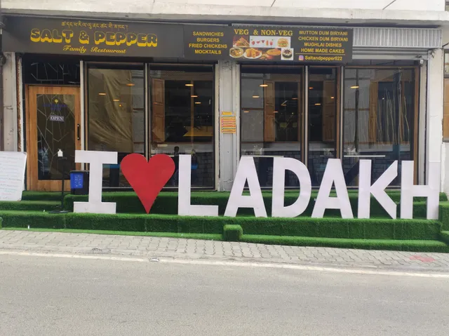 Salt And Pepper Family Restaurant-Indo European/Family Restaurant