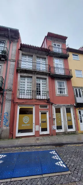 Onefam Ribeira Hostel Porto