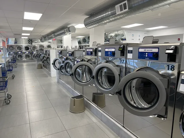 Tiny Bubbles Laundry - Old Bridge, NJ