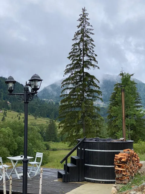 Casute Valea Tătarilor - Cazare Lacul Rosu