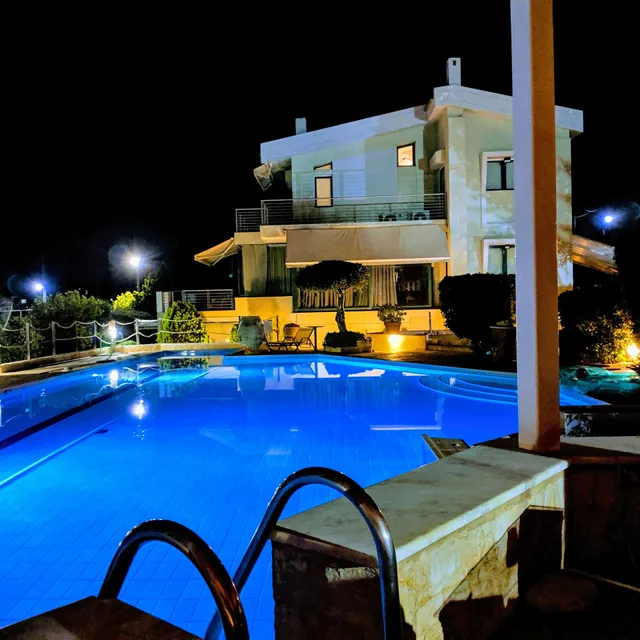 SUMMER VILLA LAGONISSI