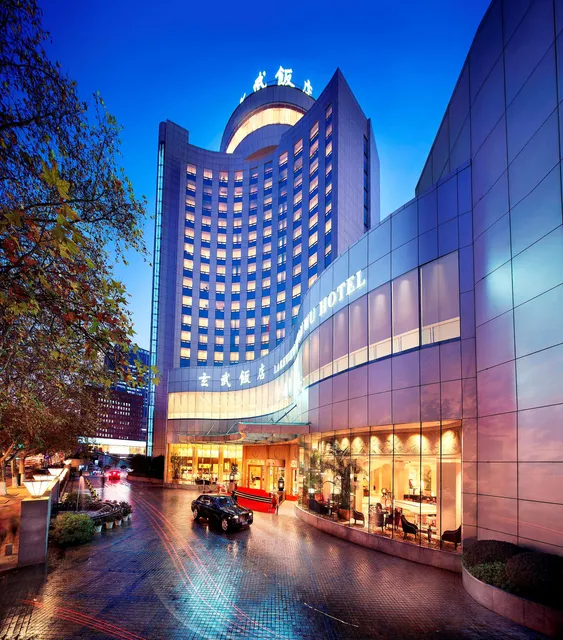 Lakeview Xuanwu Hotel