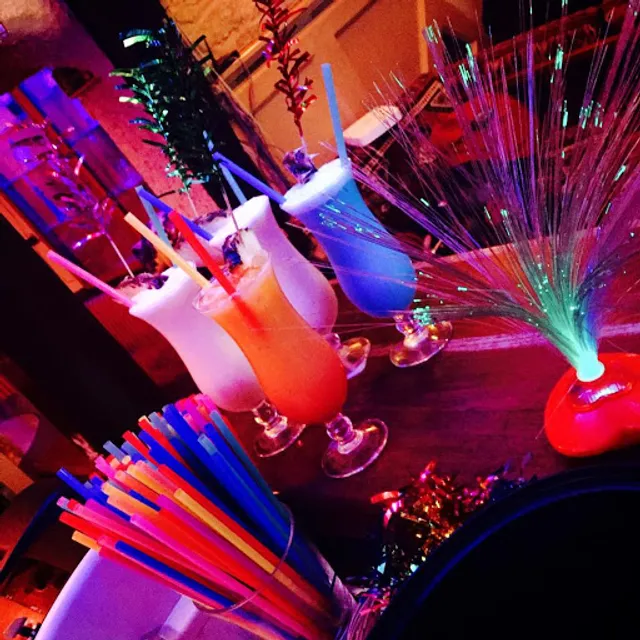 Sahara Shisha Cocktail Cafe Bar