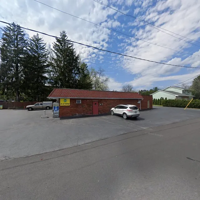 Sim's Quality Market