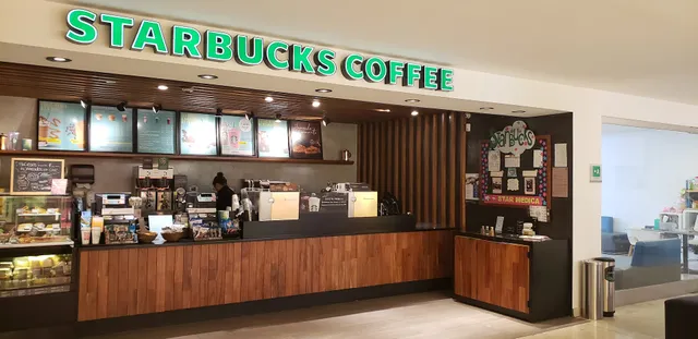 Starbucks Star Médica Nápoles