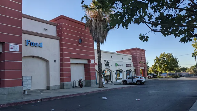 Tierra Subida Center