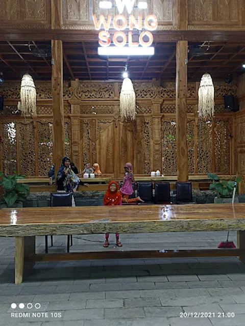 Ayam Bakar Wong Solo