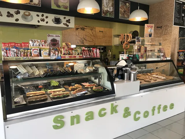 E-latte Snack & Coffee