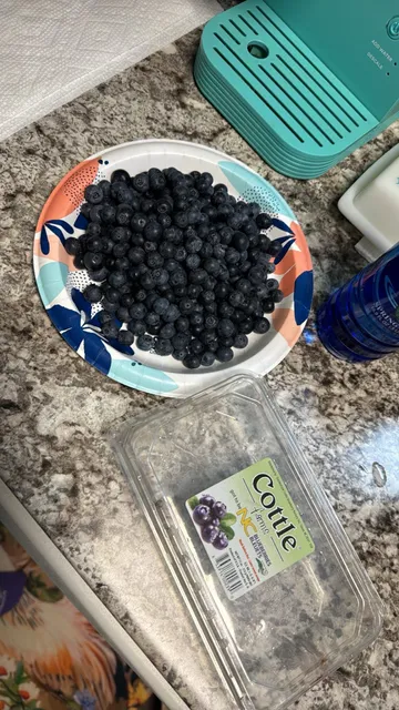 Cottle Strawberry Nursery