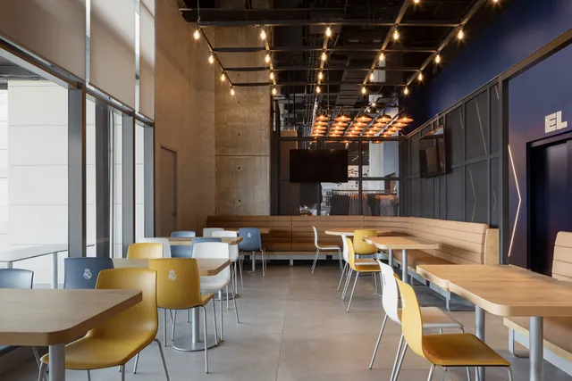 UNO by Real Madrid - Samara Satélite