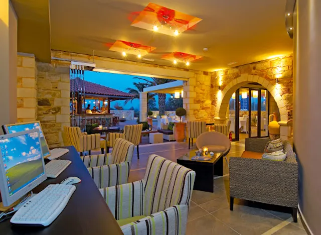 Mistral Restaurant & Bar