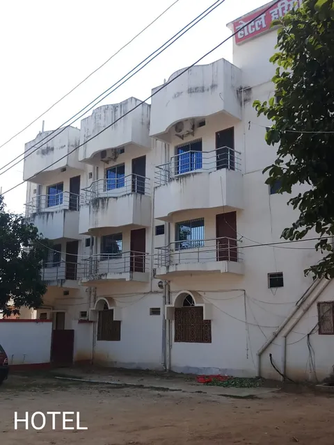 Hotel Hariyali Complex