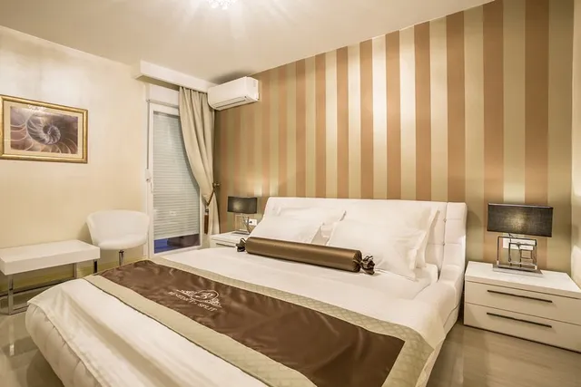 Benedict Luxury Rooms