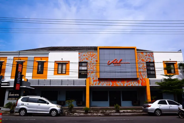 Grand Charis Hotel Tulungagung