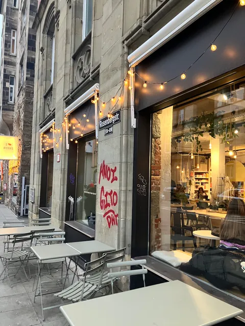 wyld Tagesbar & Concept Store