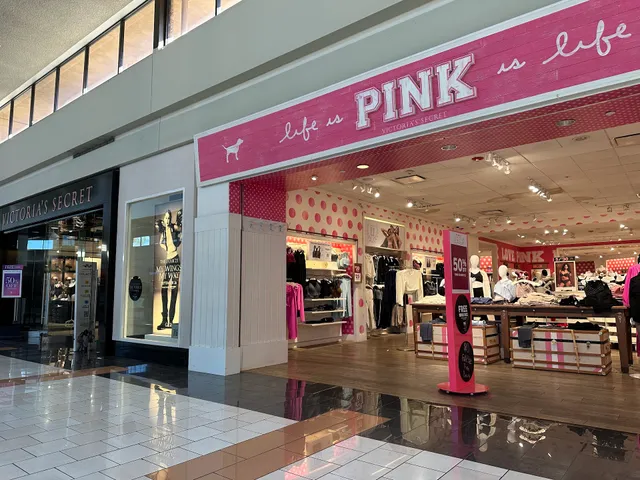 Victoria's Secret & PINK