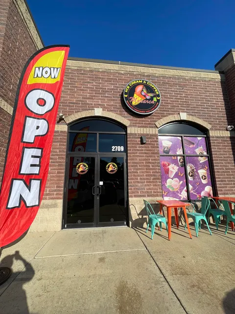 Monarca Ice Cream and Coffee