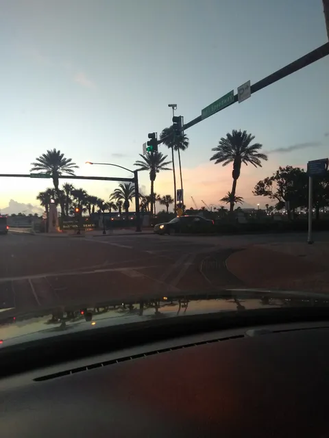 Orange Avenue Mini Market