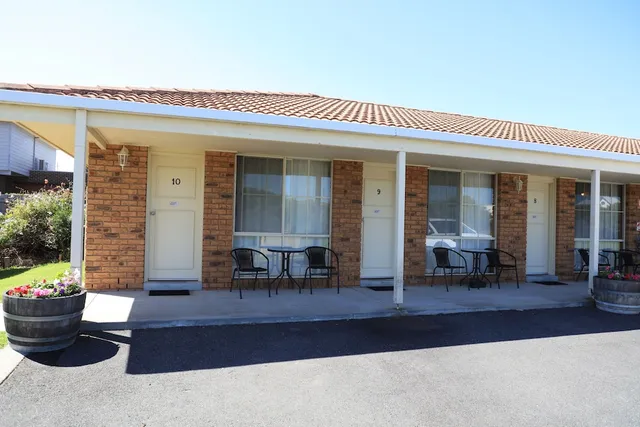 Quays Motel San Remo