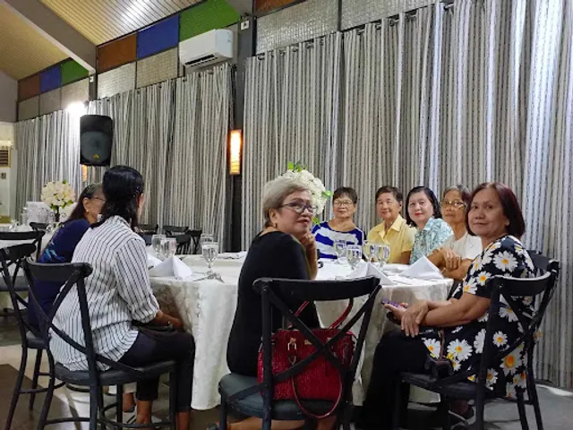 Lou-is Resort and Restaurant