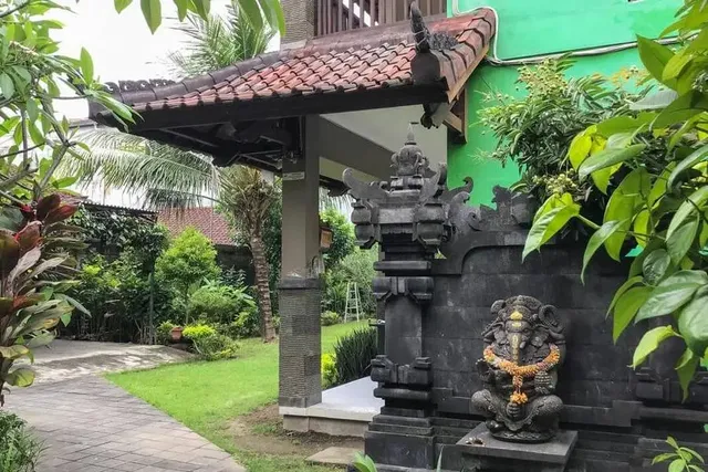 Pondok Mesari Padma Legian RedPartner